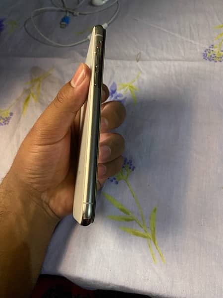 Iphone x 256gb Pta Approved lush condition 1