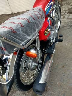 Honda 125 sall 2022 model 0 meter condition maon 0