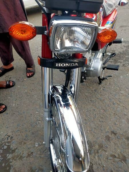 Honda 125 sall 2022 model 0 meter condition maon 8