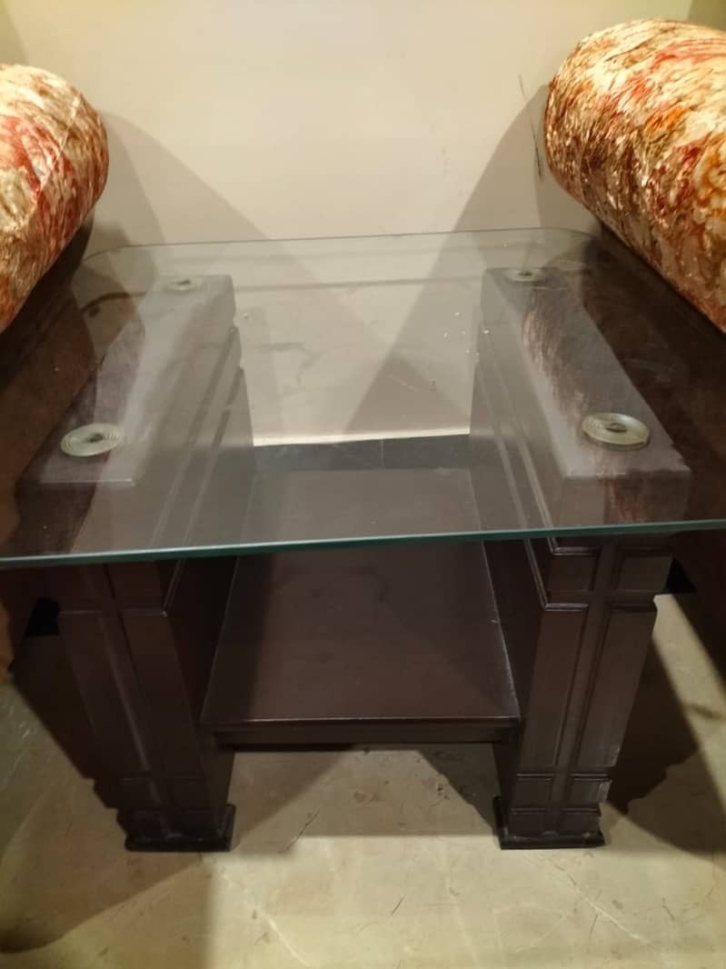 brand new side table excellent condition 0