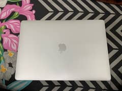 MacBook Pro 2017 | 16GB/1TB/4GB | 15 inch with Touch Bar