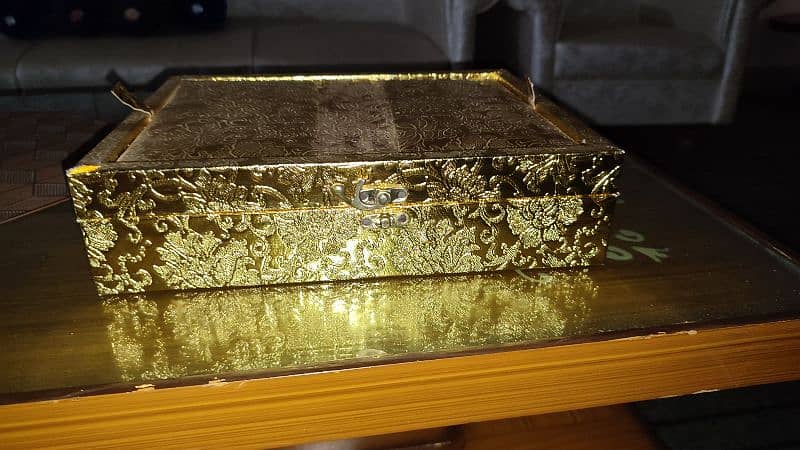 New Quran-e-paak + Musalah for sale. gifted as dowry. not used. 5k 11