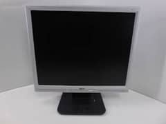 17inches gaming desiplay Acer very good condition