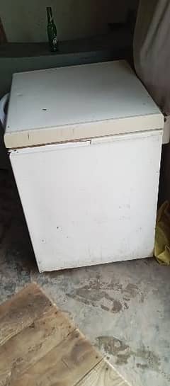 waves refrigerator very good condition