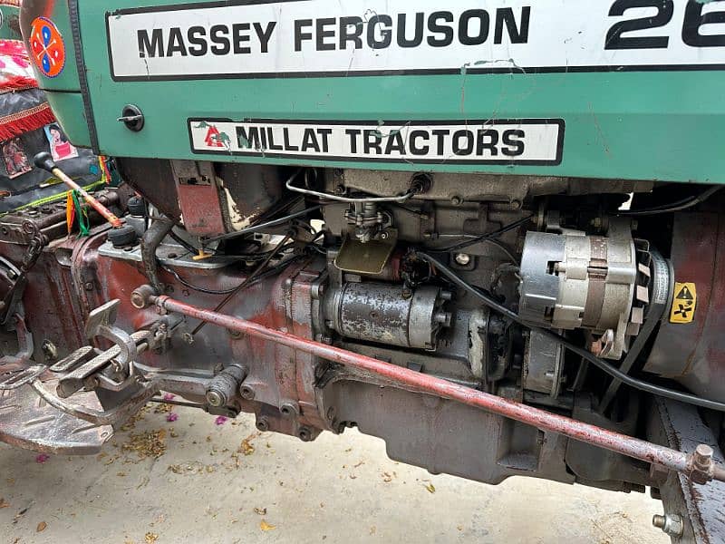 Massey Ferguson 260 2013 model 4