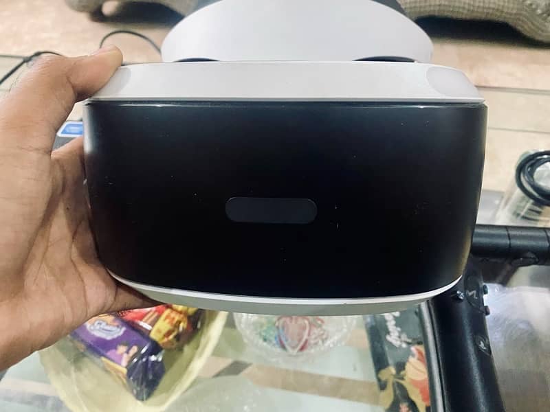 PS VR in mint condition with PS5 Adapter 2