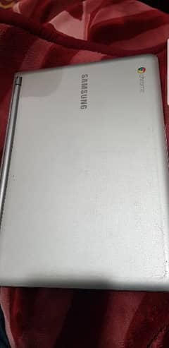 samsung chromebook used but like new condition