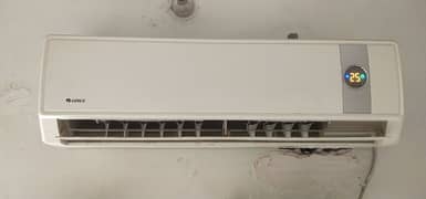 Gree 1 Ton used AC