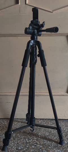 Tripod