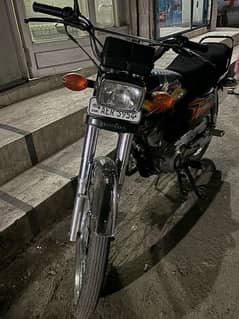 Honda black good  condtion  exchange possible