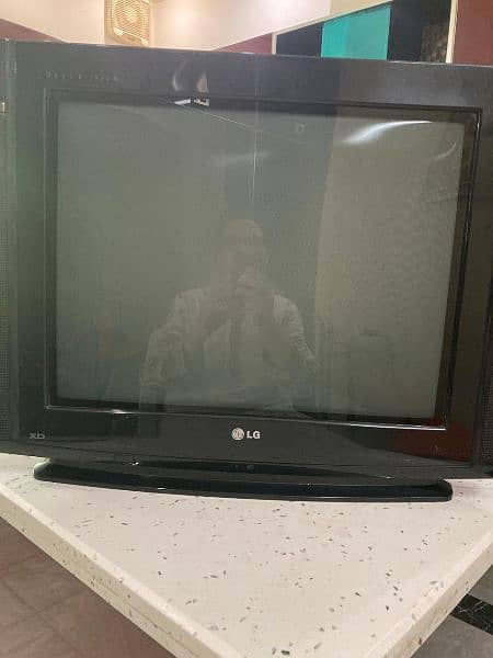 LG TV 3