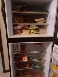 Selling Pel Refrigerator 21850 GD