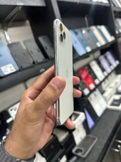 iPhone 11 Pro Max 64gb PTA Approved