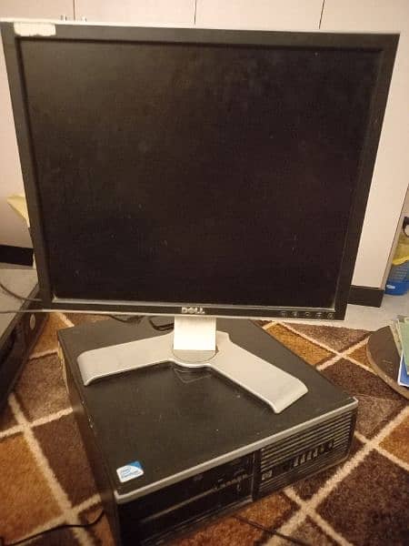 19 INCH DELL MONITOR FOR SALE 8