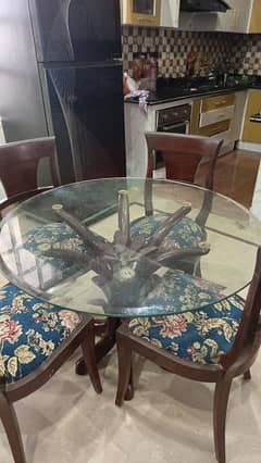 habbitt dining table