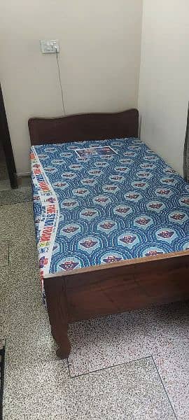 single bed with mattress 0