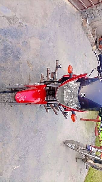 ybr 125 cc red colour 3