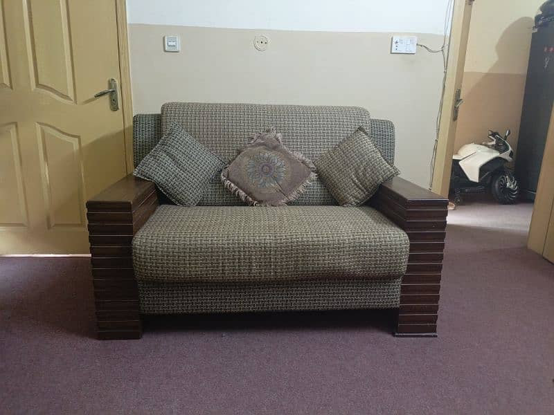 7 seater Sofa. 2