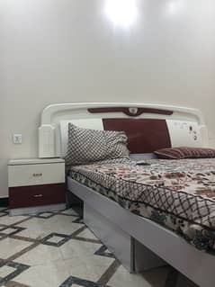 bed ,2 side tables ,wordrobe and dressing