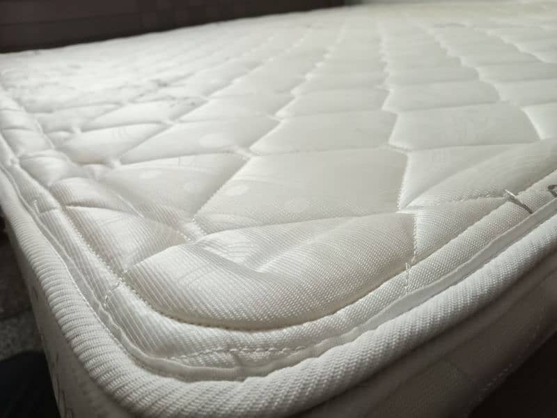 Diamond Super Spring Mattress 8-inch 5