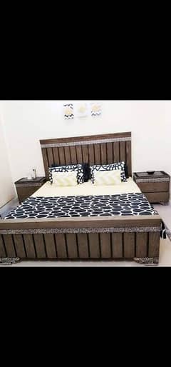 Full size bed two side tble ky sath