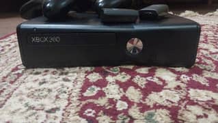 Xbox 360 slim with 2 orignal controller and 81 best games 0