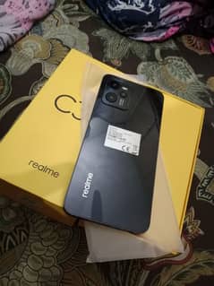 Realme C35