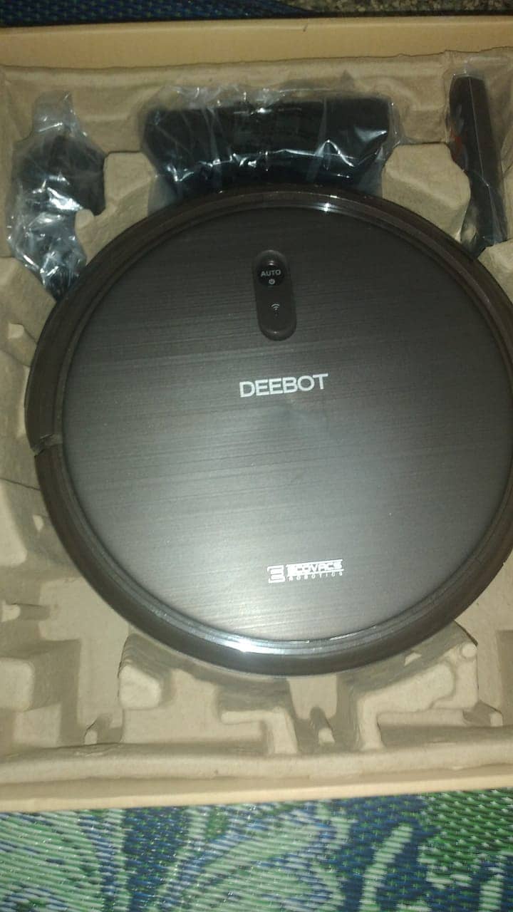 ECOVACS DEEBOT N79S Robotic Vacuum Cleaner 1