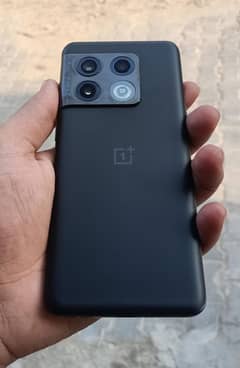 One Plus 10 Pro 5G