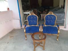 chinoti bedroom chairs with table