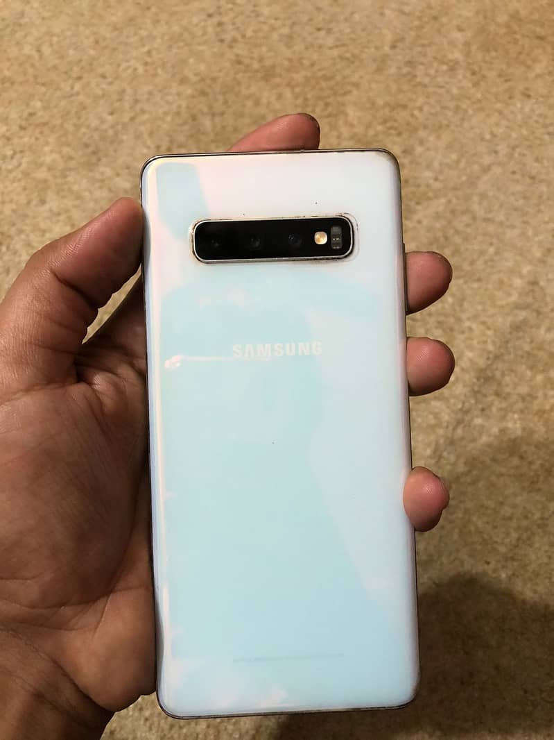 samsung galaxy s10+ 1