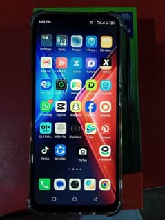 Infinix hot 10 ply 4gb 64gb lush condition urgent sell