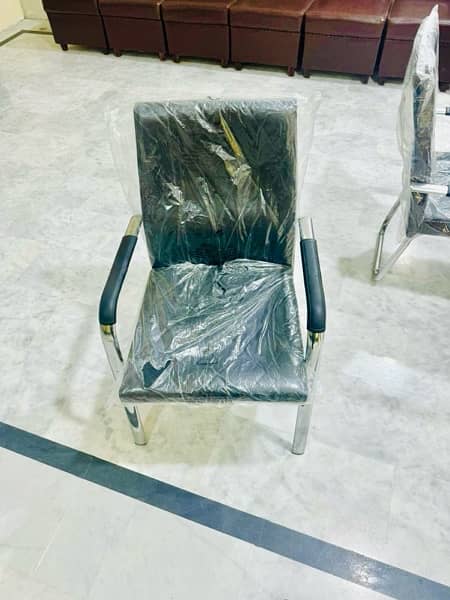 chairs and table for sale . whatsapp number 03035468776 2