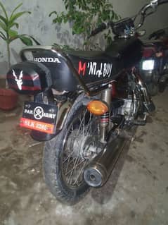 Honda 125 total original bike hai