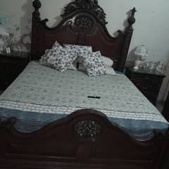 sheshum wood  chnioti bed room set complete