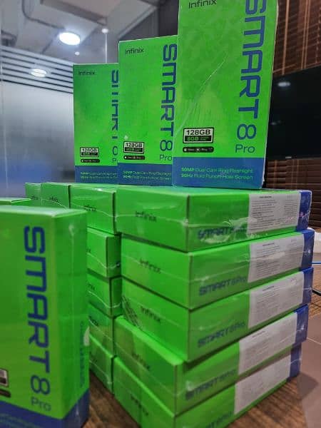 Infinix Smart 8 Pro 4/128 For Sale Brand New Box Pack PTA Approved 5