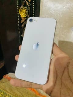 iPhone se 2020 whtsapp contact 03064277130