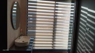 /275/blinds service available 0