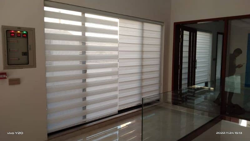 /275/blinds service available 3