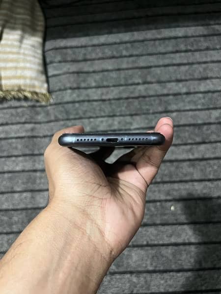 iphone 11 256GB 5