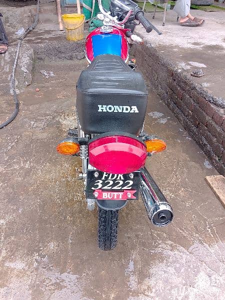 Honda CG 125 2013 color Red 4