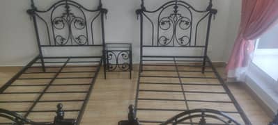 wrought iron bed set 0