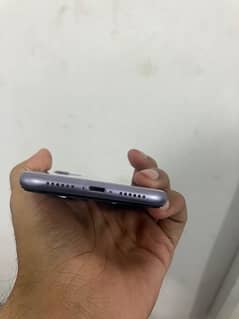 iPhone 11 condition 10/10