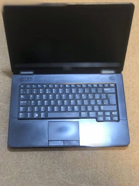 Dell Latitude e5440 8