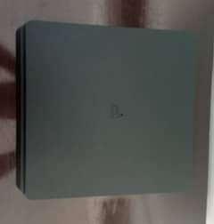 PS4 SLIM 500GB IN EXCELLENT CONDITION