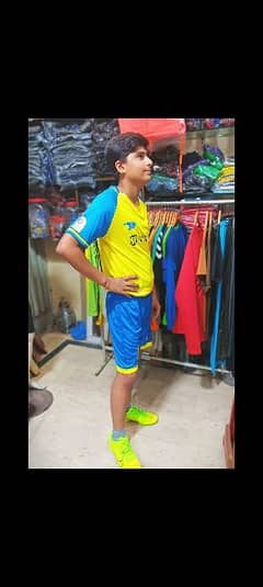 Al Nasar Shirt with Humel Shorts and Adidas Shoes or grippers