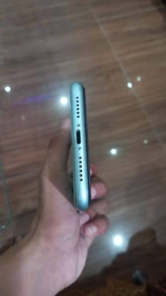 Apple iPhone 11 for sale 2