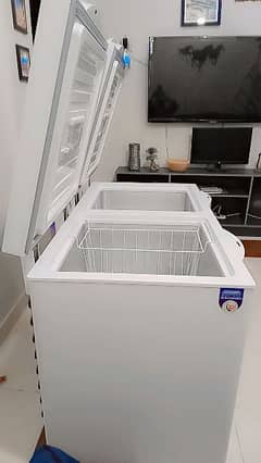 Dawlance refrigerator and freezer
