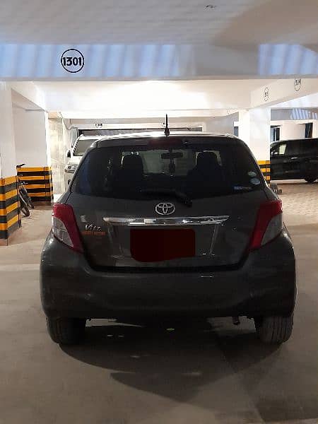 Toyota Vitz 2013 8