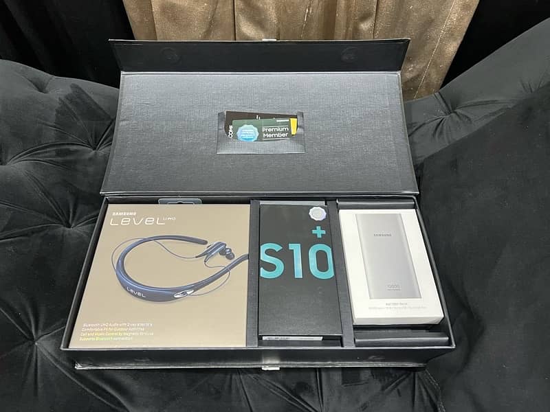 Samsung S10 Plus (128 GB, Prism Green) 3